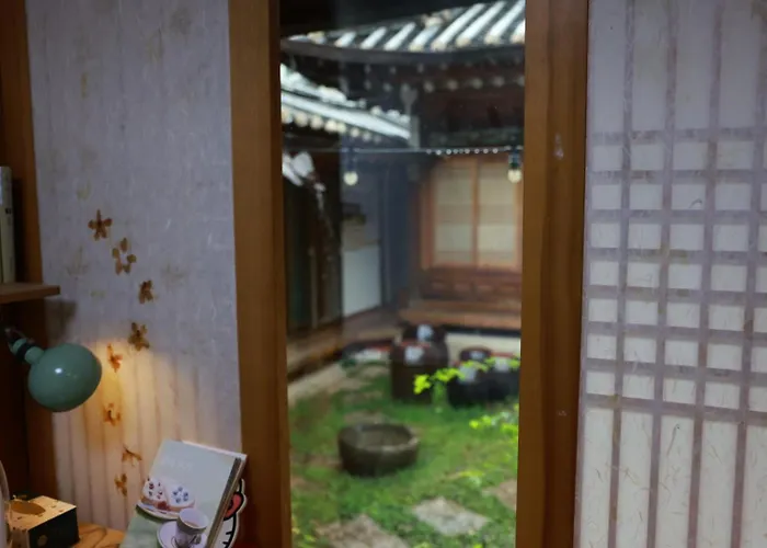 Eugene Hanok Gasthof *