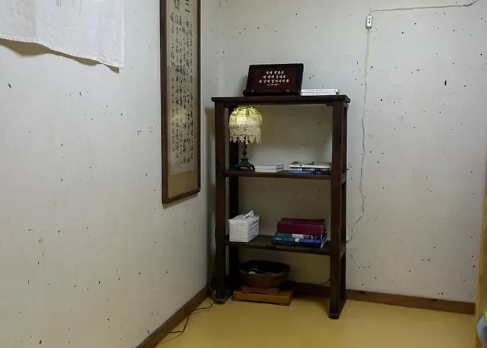 ゲストハウス Eugene Hanok *