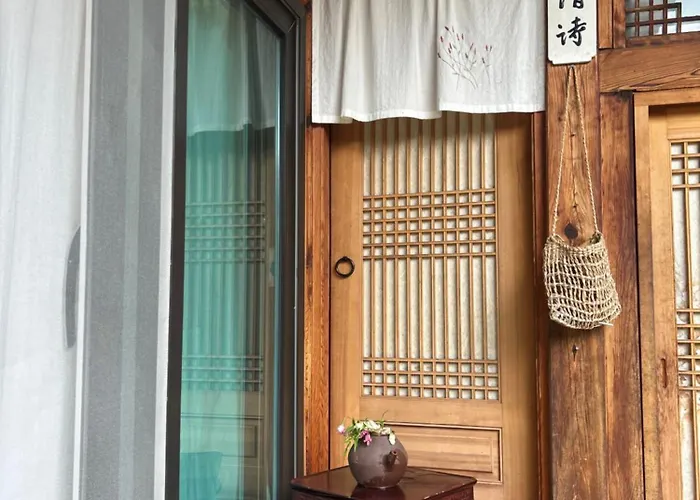 Eugene Hanok * ソウル特別市